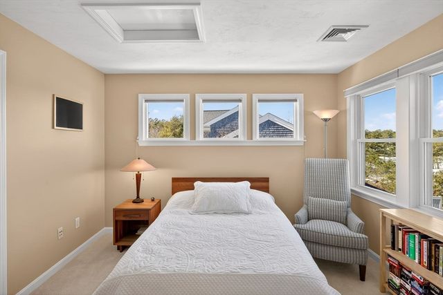 12 Prower Lndg 12, Plymouth, MA 02360