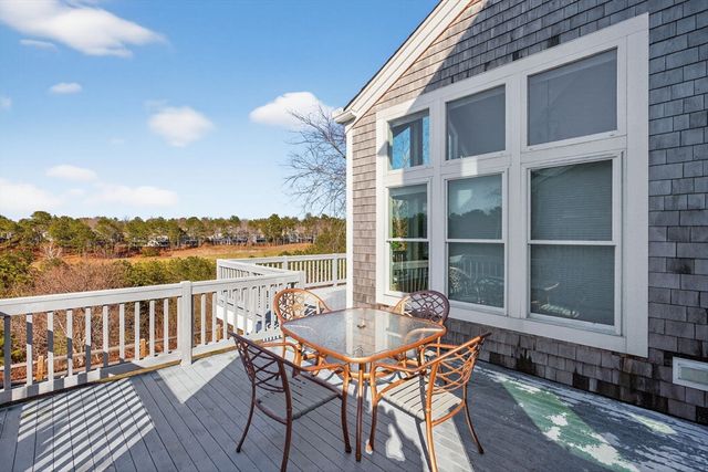 12 Prower Lndg 12, Plymouth, MA 02360