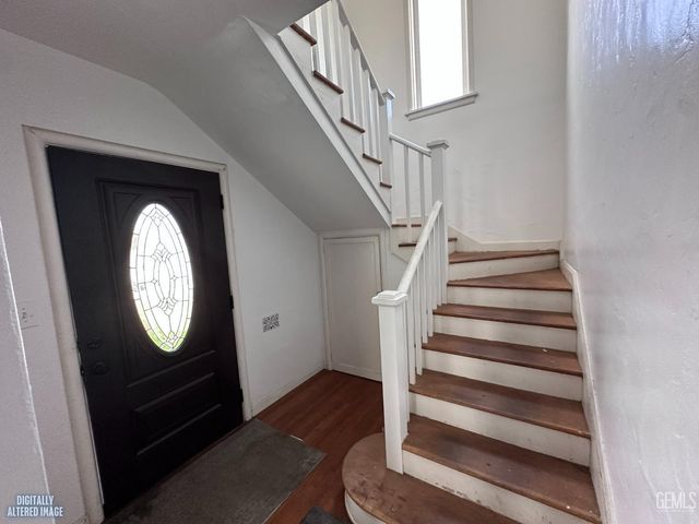 2131 1st Street, Bakersfield, CA 93304