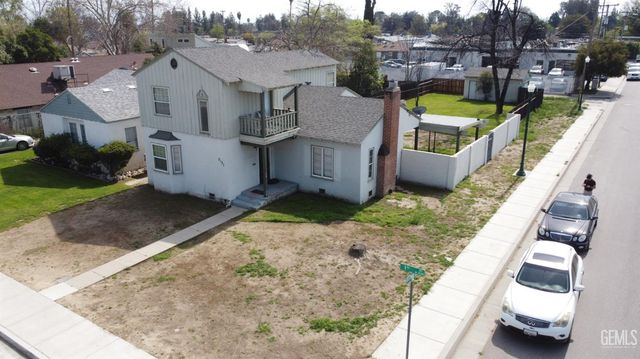 2131 1st Street, Bakersfield, CA 93304