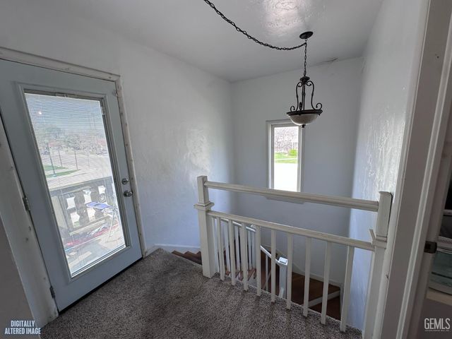 2131 1st Street, Bakersfield, CA 93304