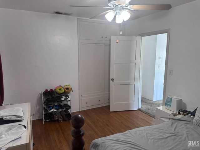 2131 1st Street, Bakersfield, CA 93304