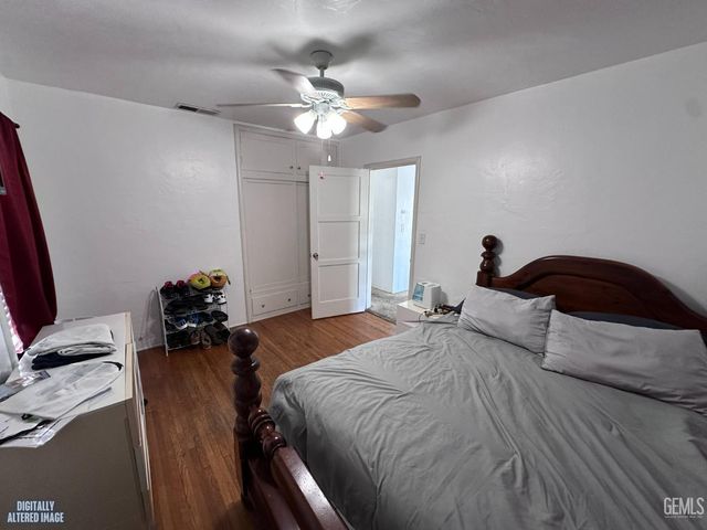 2131 1st Street, Bakersfield, CA 93304