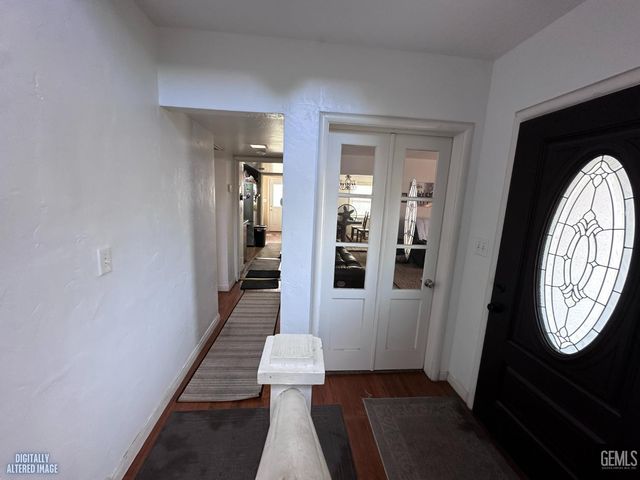 2131 1st Street, Bakersfield, CA 93304