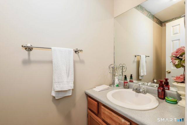 20 Heacock Crossbrook Road, New Milford, CT 06776