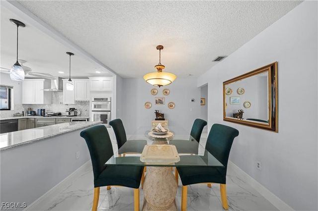 11650 Pointe Circle DR, Fort Myers, FL 33908