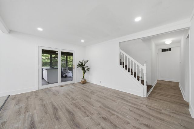 911 Kohley Road, Lisle, IL 60532