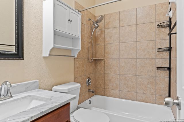 3503 Valencia Peak, San Antonio, TX 78261