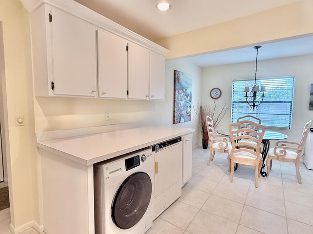 19 Westgate Lane 19f, Boynton Beach, FL 33436