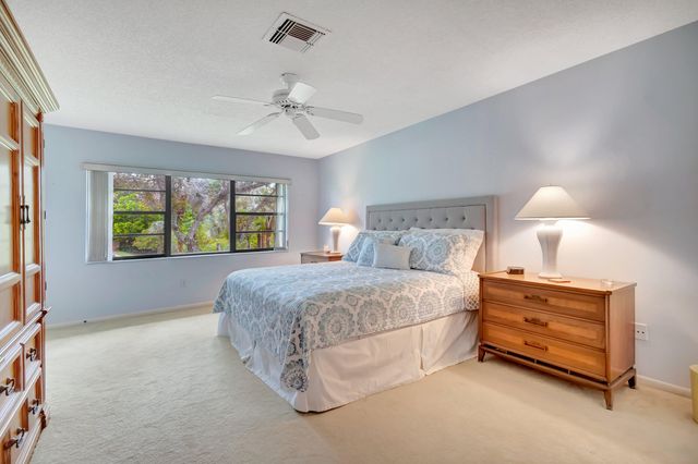 19 Westgate Lane 19f, Boynton Beach, FL 33436