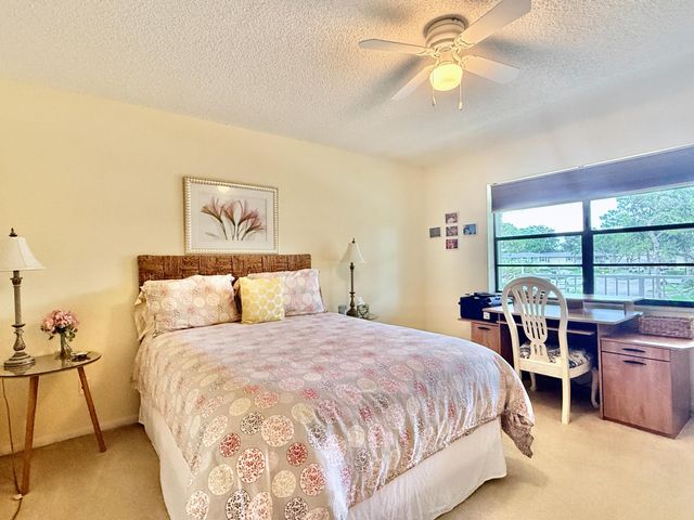 19 Westgate Lane 19f, Boynton Beach, FL 33436