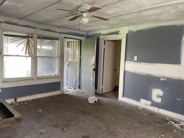 2122 W Little York Road, Houston, TX 77091