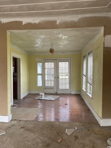 2122 W Little York Road, Houston, TX 77091