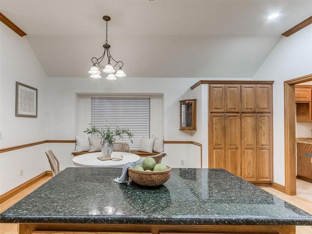 16909 Gladstone Circle, Edmond, OK 73012
