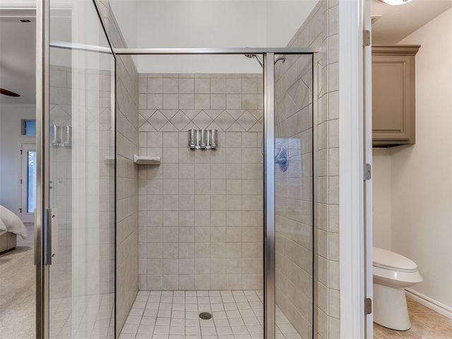 16909 Gladstone Circle, Edmond, OK 73012