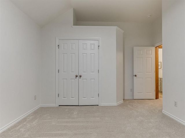 16909 Gladstone Circle, Edmond, OK 73012