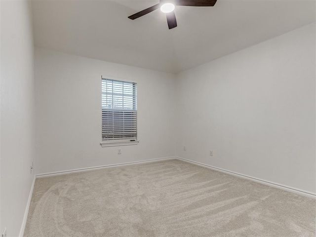 16909 Gladstone Circle, Edmond, OK 73012