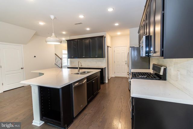 46 MULLIGAN CT, Downingtown, PA 19335