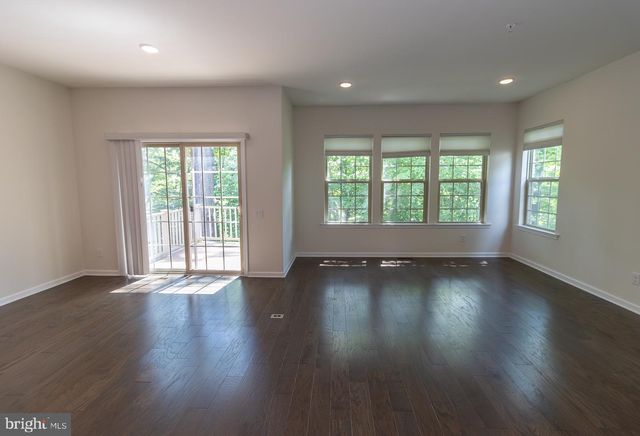 46 MULLIGAN CT, Downingtown, PA 19335