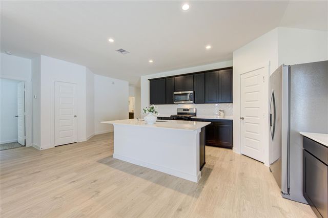 8038 Tropea Drive, Richmond, TX 77406