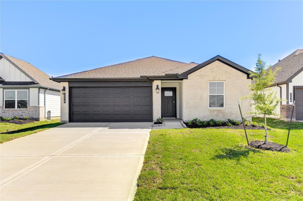 8038 Tropea Drive, Richmond, TX 77406