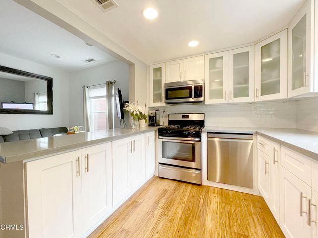 1609 Isabel Street, Los Angeles, CA 90065