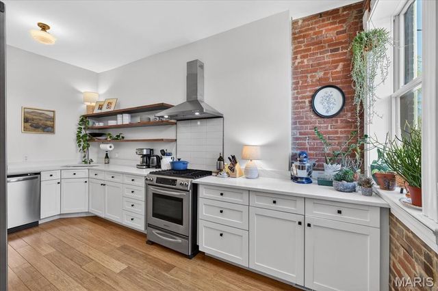 2520 California Avenue, St Louis, MO 63104