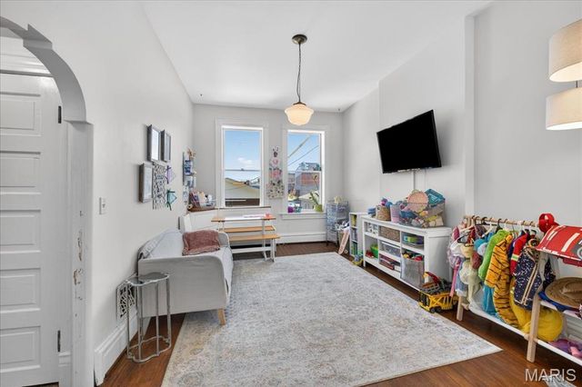 2520 California Avenue, St Louis, MO 63104