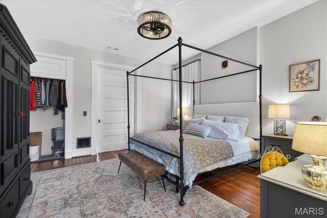 2520 California Avenue, St Louis, MO 63104