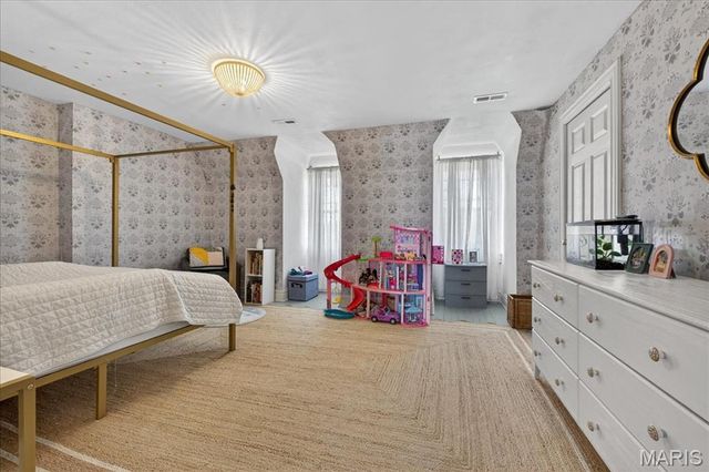 2520 California Avenue, St Louis, MO 63104