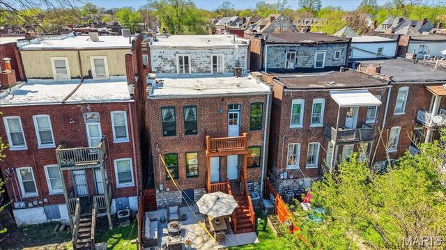 2520 California Avenue, St Louis, MO 63104