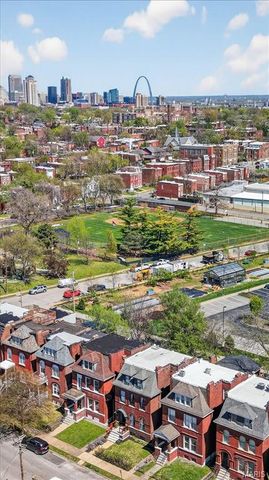 2520 California Avenue, St Louis, MO 63104