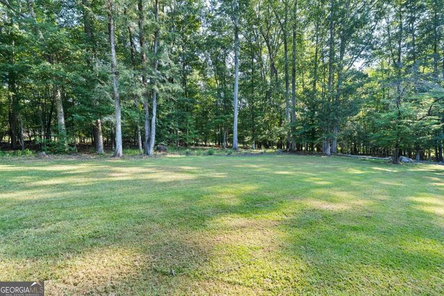 156 Log Cabin Road NE, Milledgeville, GA 31061