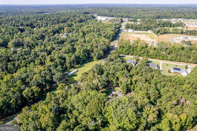 156 Log Cabin Road NE, Milledgeville, GA 31061