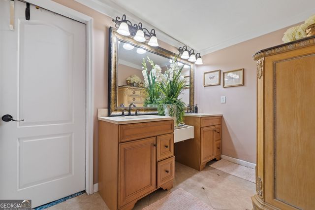 156 Log Cabin Road NE, Milledgeville, GA 31061