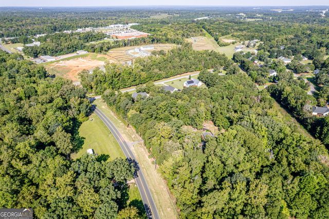 156 Log Cabin Road NE, Milledgeville, GA 31061