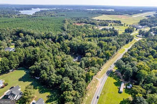 156 Log Cabin Road NE, Milledgeville, GA 31061