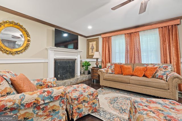 156 Log Cabin Road NE, Milledgeville, GA 31061