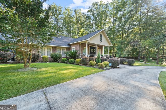 156 Log Cabin Road NE, Milledgeville, GA 31061