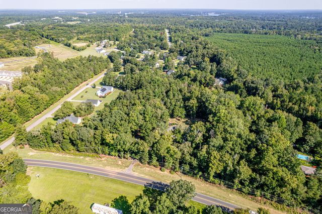 156 Log Cabin Road NE, Milledgeville, GA 31061