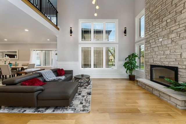8348 W Farragut Avenue, Norridge, IL 60706