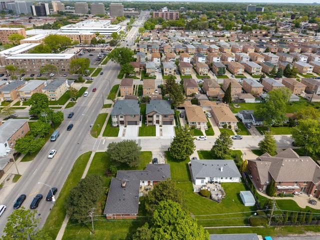 8348 W Farragut Avenue, Norridge, IL 60706
