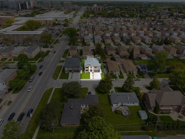 8348 W Farragut Avenue, Norridge, IL 60706