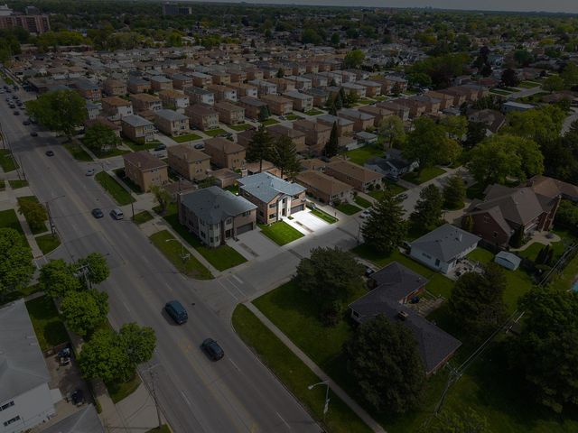 8348 W Farragut Avenue, Norridge, IL 60706