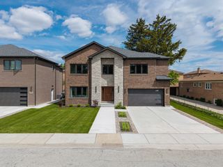 8348 W Farragut Avenue, Norridge, IL 60706