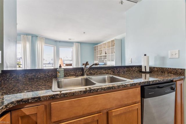 304 28th St Unit 314, Virginia Beach, VA 23451