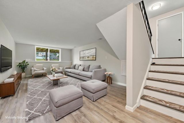 1709 Cochrane Avenue, Eagan, MN 55122