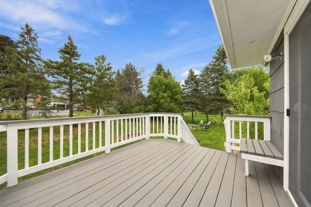 1709 Cochrane Avenue, Eagan, MN 55122