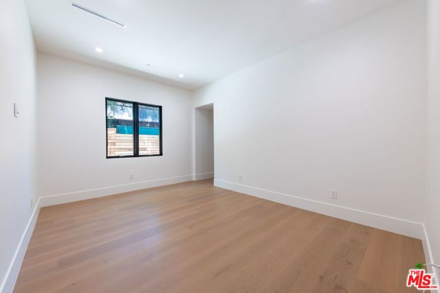 23346 Calvert Street, Los Angeles, CA 91367