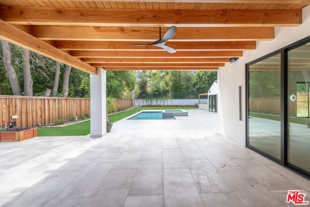 23346 Calvert Street, Los Angeles, CA 91367